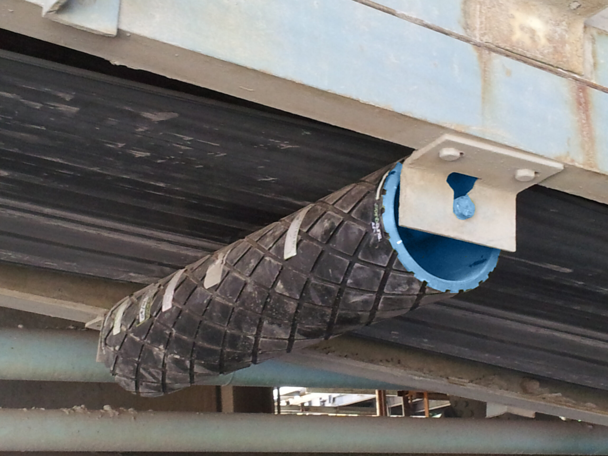 Conveyor Belt Tracking Prevent Misalignment Inc.